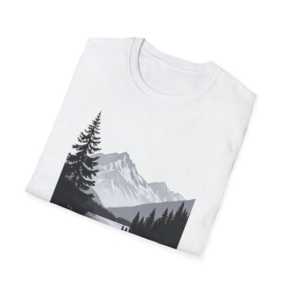 Labrador Mountain Lake T-Shirt – Outdoor Dog Adventure Design